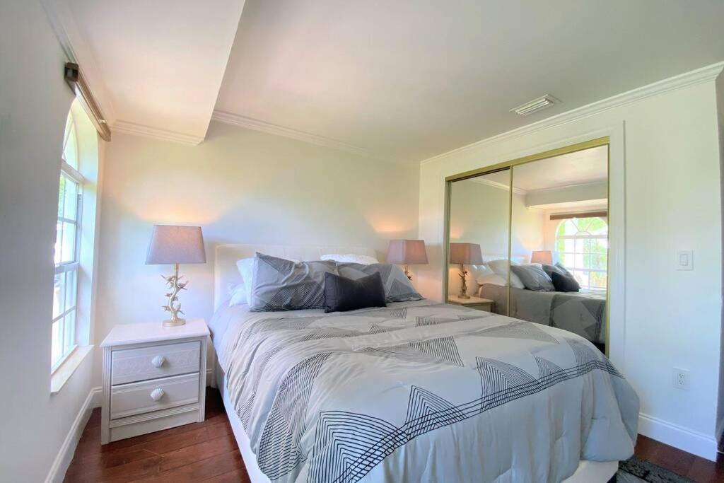 Cheerfull 4/Bed/ 3 Bath / Pool / Best Location North North Naples 외부 사진