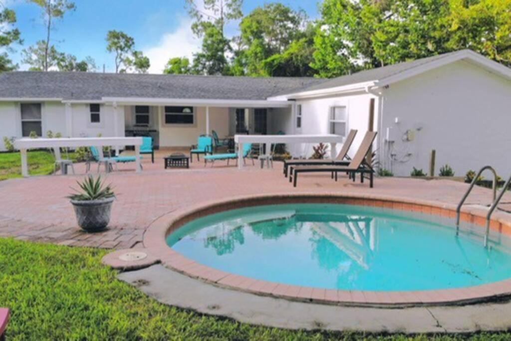 Cheerfull 4/Bed/ 3 Bath / Pool / Best Location North North Naples 외부 사진