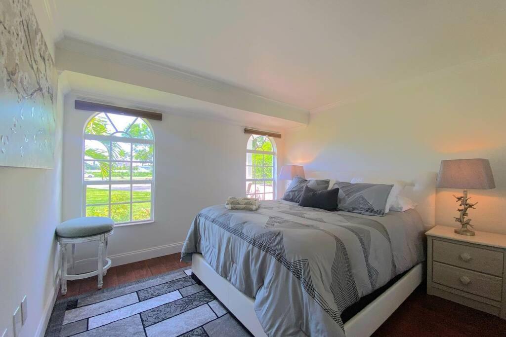 Cheerfull 4/Bed/ 3 Bath / Pool / Best Location North North Naples 외부 사진