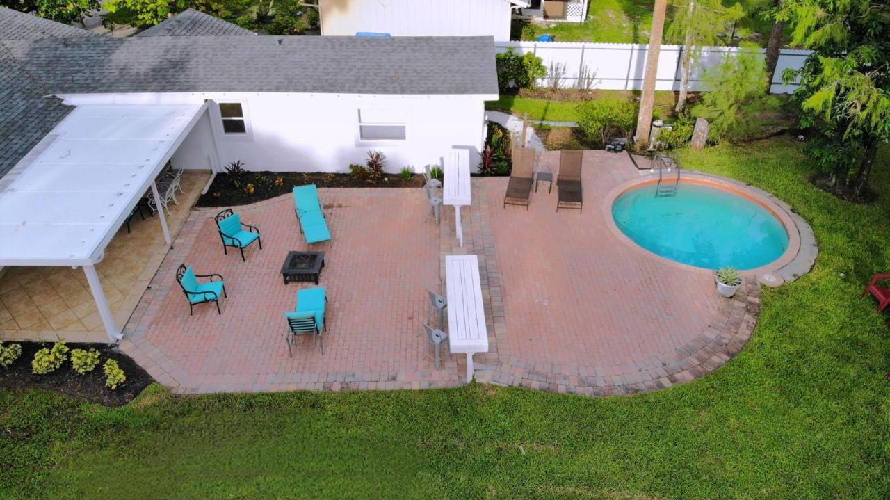 Cheerfull 4/Bed/ 3 Bath / Pool / Best Location North North Naples 외부 사진
