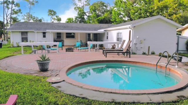 Cheerfull 4/Bed/ 3 Bath / Pool / Best Location North North Naples 외부 사진